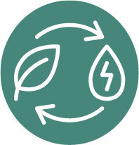 Icône circulaire verte représentant une feuille, une goutte d'eau avec un éclair, et des flèches formant un cycle pour symboliser la durabilité écologique.