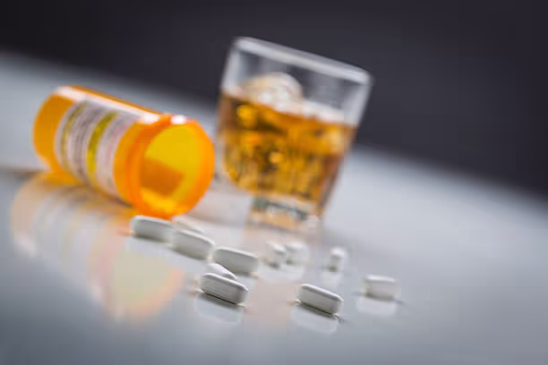 The Dangers of Mixing Prescription Drugs with Alcohol