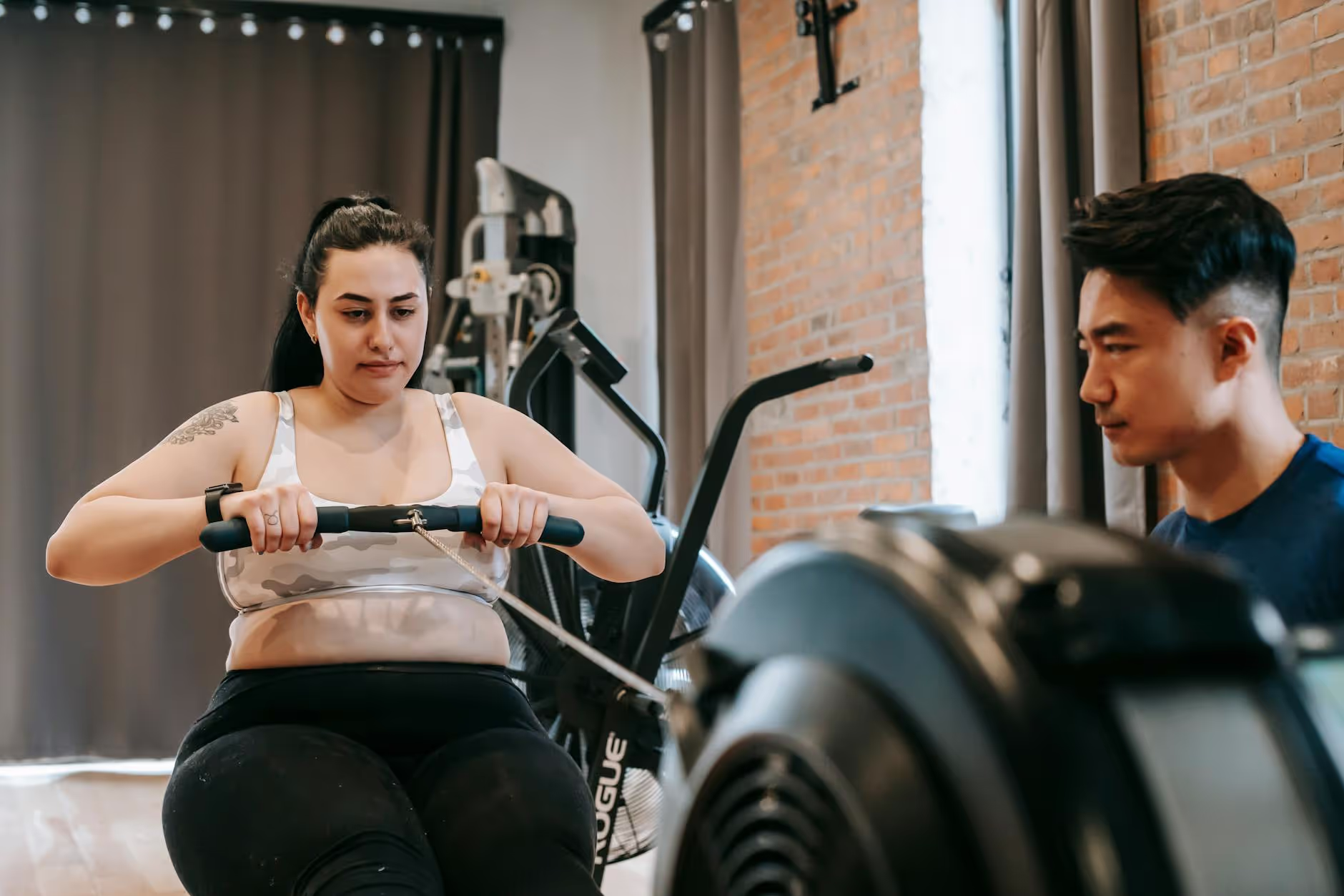 Ways Rehab Facilities Help You Stay Sober