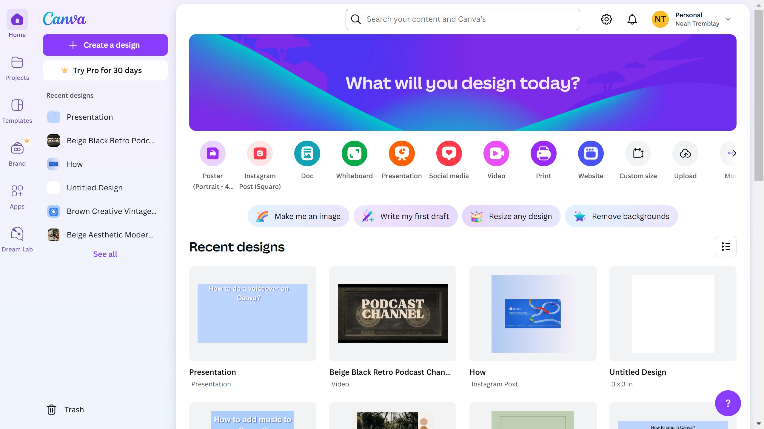 How to make a booklet in Canva?