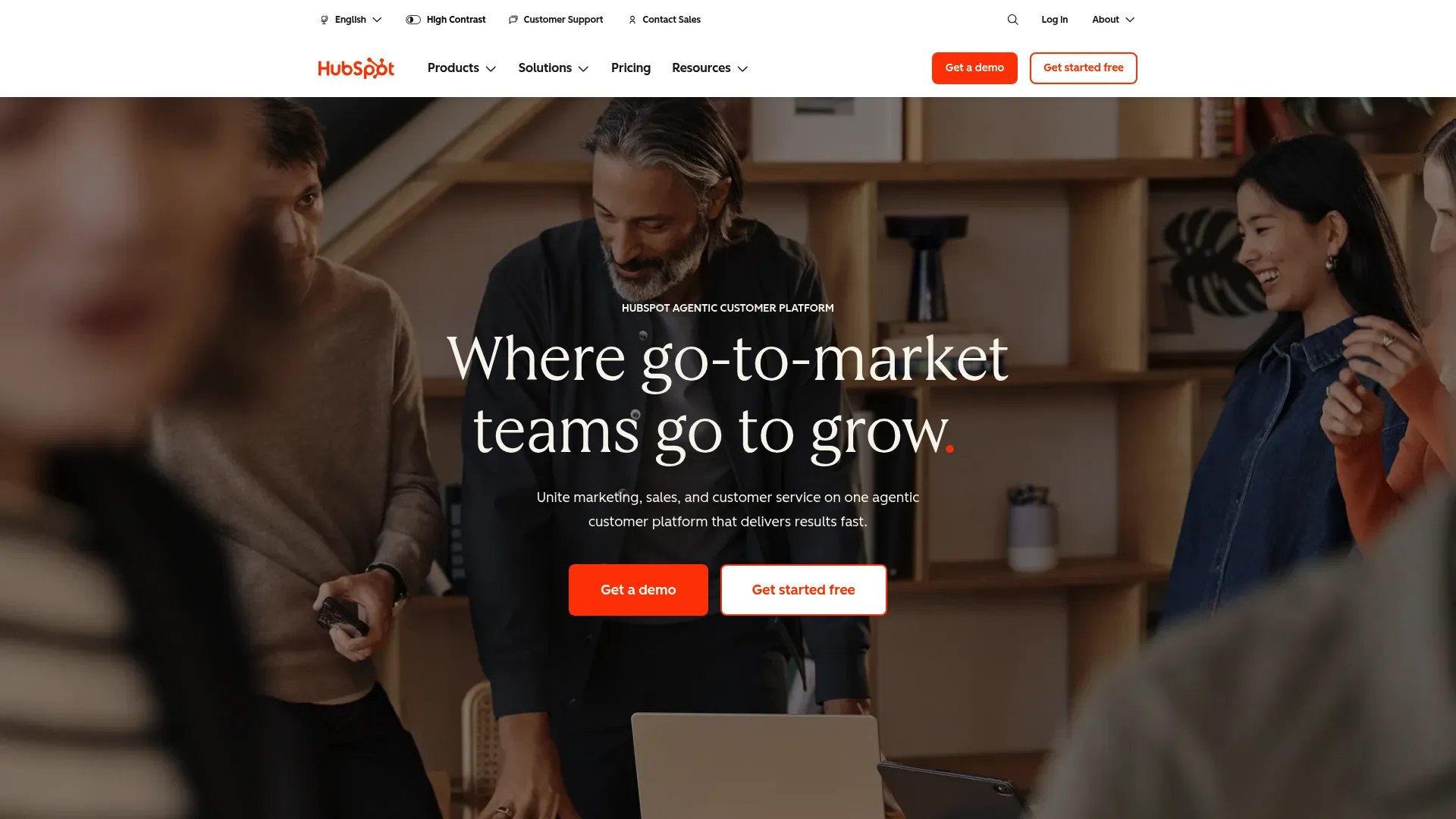 HubSpot customer platform homepage