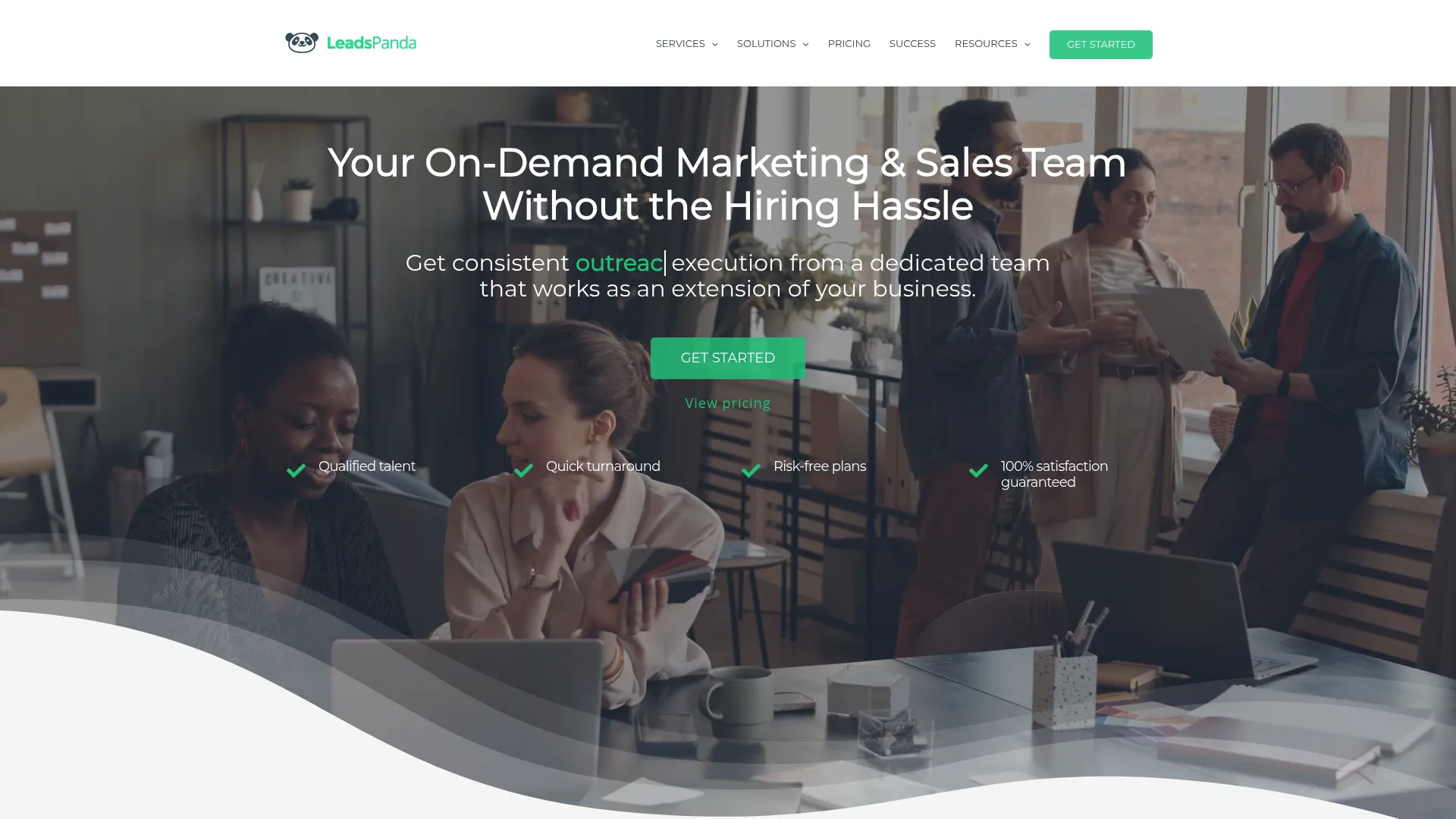 HireRabbit recruitment and social hiring software interface