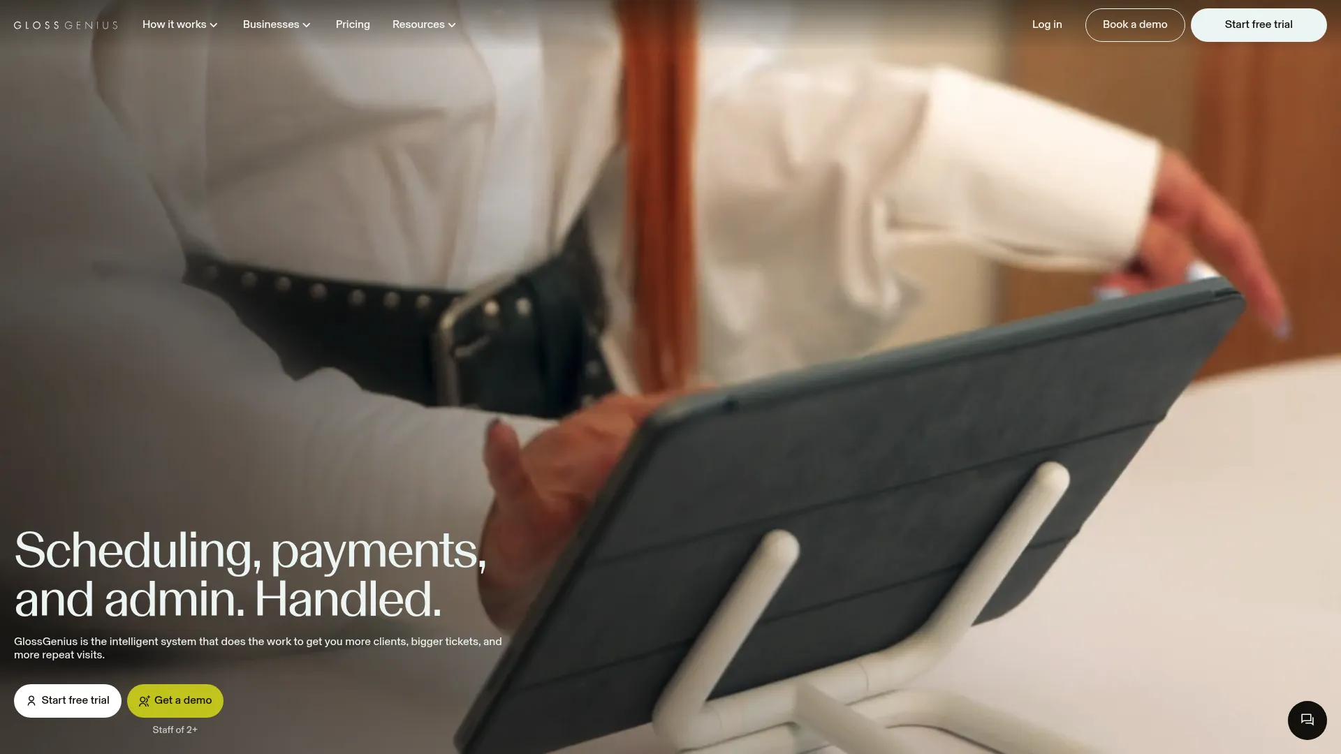 GlossGenius booking and payments software