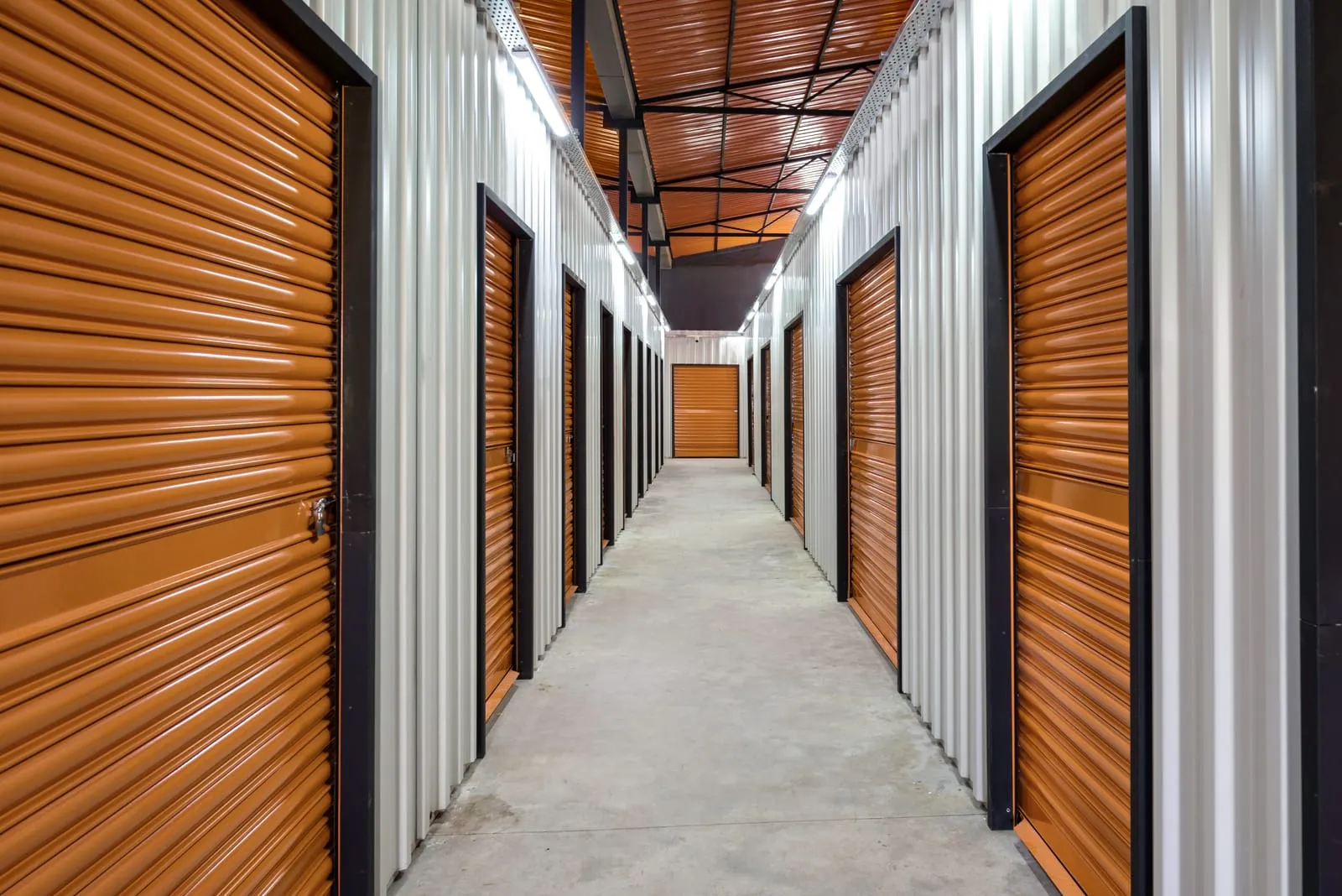 climate controlled vs non climate controlled storage unit
