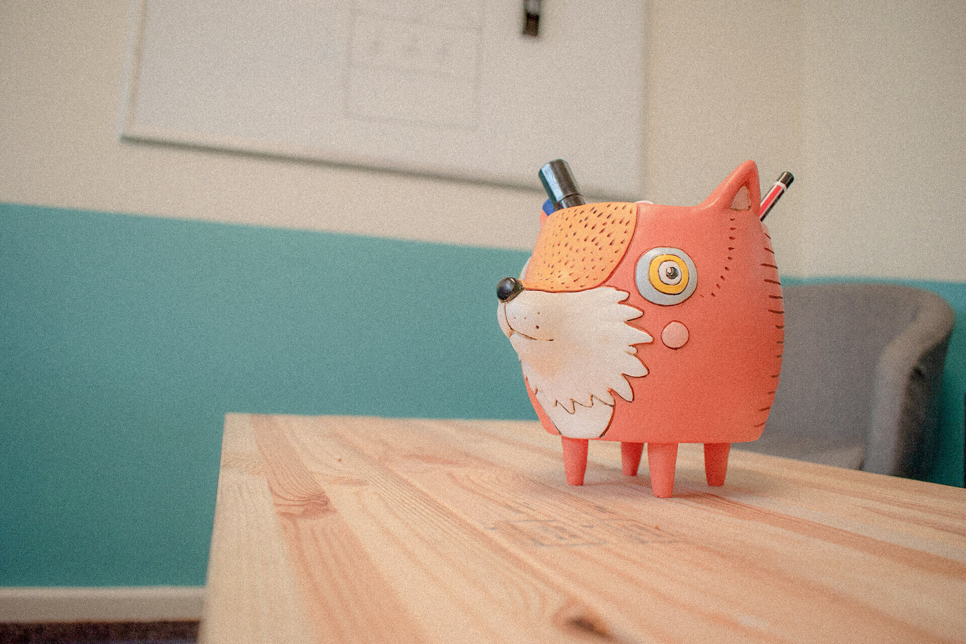 fox shaped pen holder