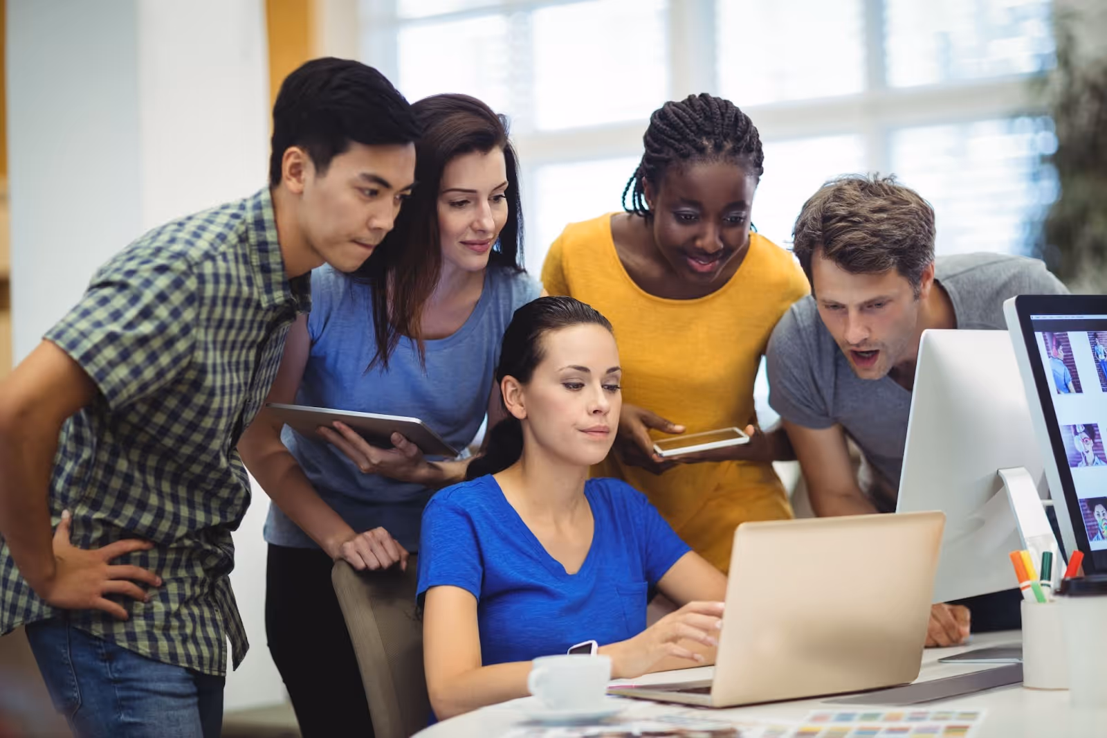 Empowering teams and improving collaboration on no code website development