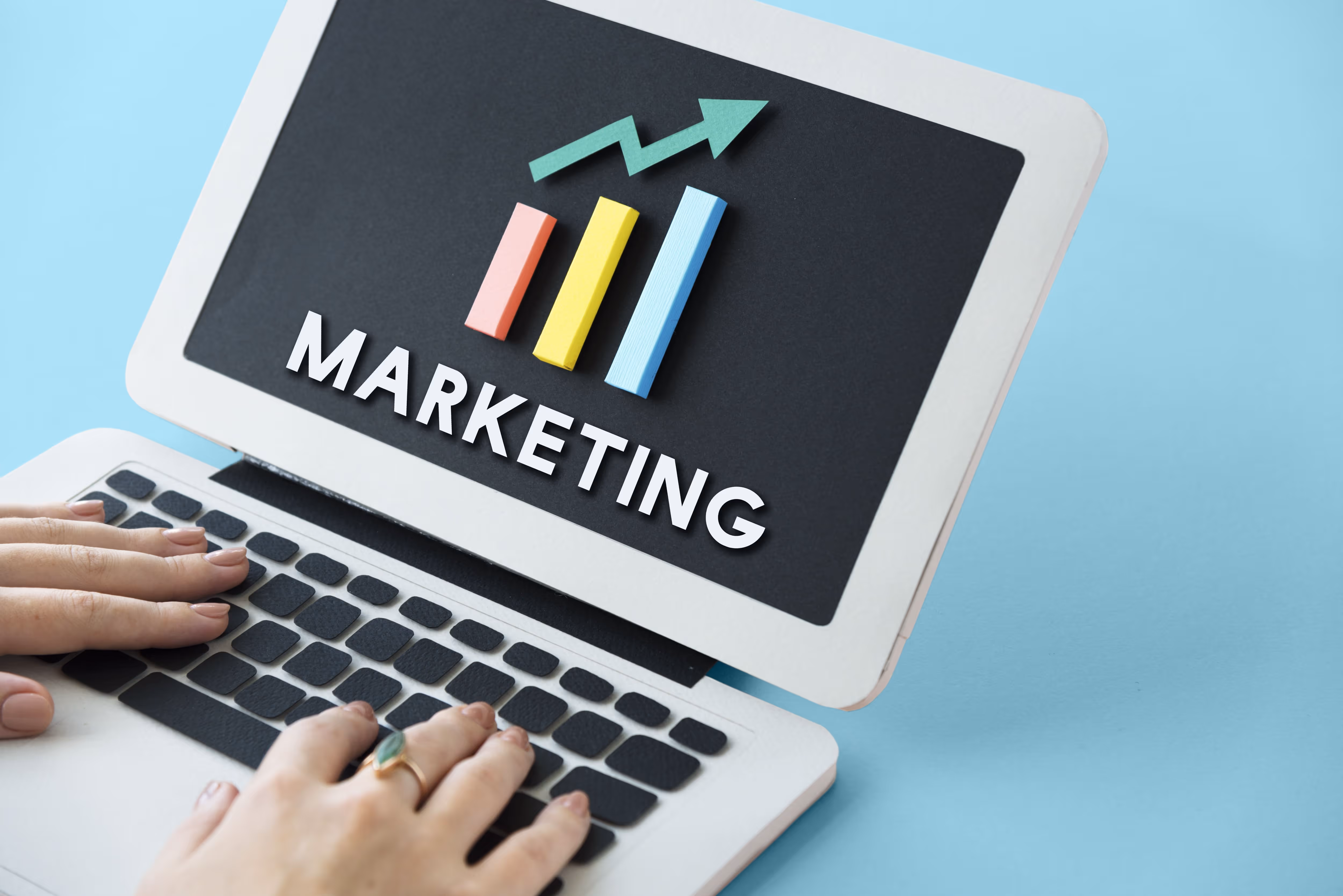 Stay Ahead of the Curve: 10 Essential B2B Marketing Trends for Growth