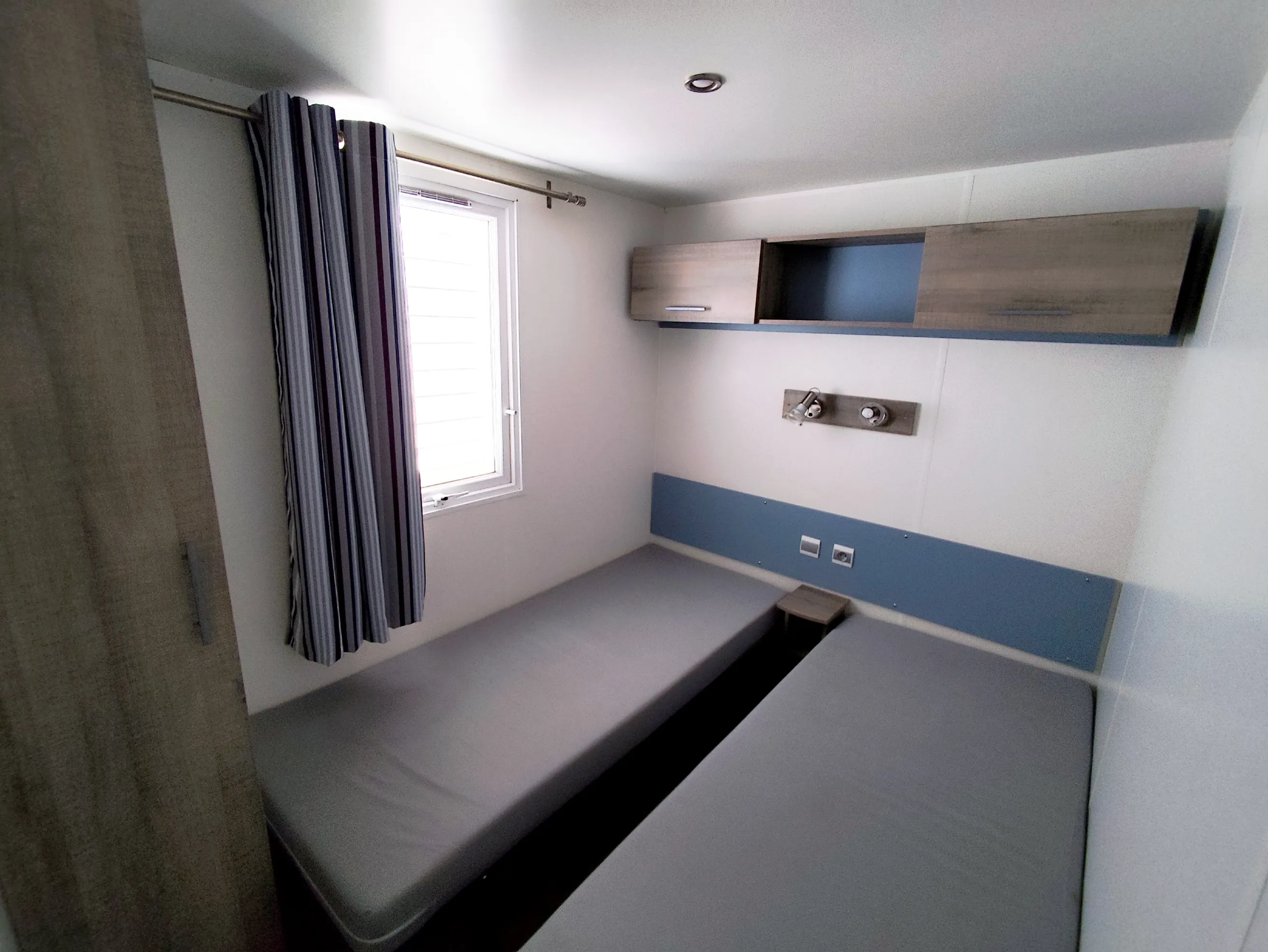 mobil home irm mobil home résidentiel mobil home occasion mobil home révisé msmh mobil home mobil home 40 m² une deuxième chambre avec deux lits individuels mobil home livraison gratuite