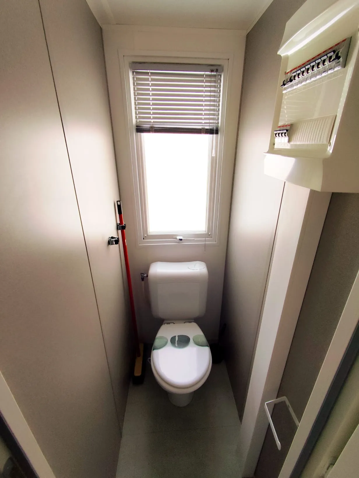 deuxième wc séparés mobil home o'hara mobil home résidentiel mobil home 3 chambres mobil home 40 m² mobil home 10 m mobil home occasion mobil home révisé mobil home rénové msmh mobil home