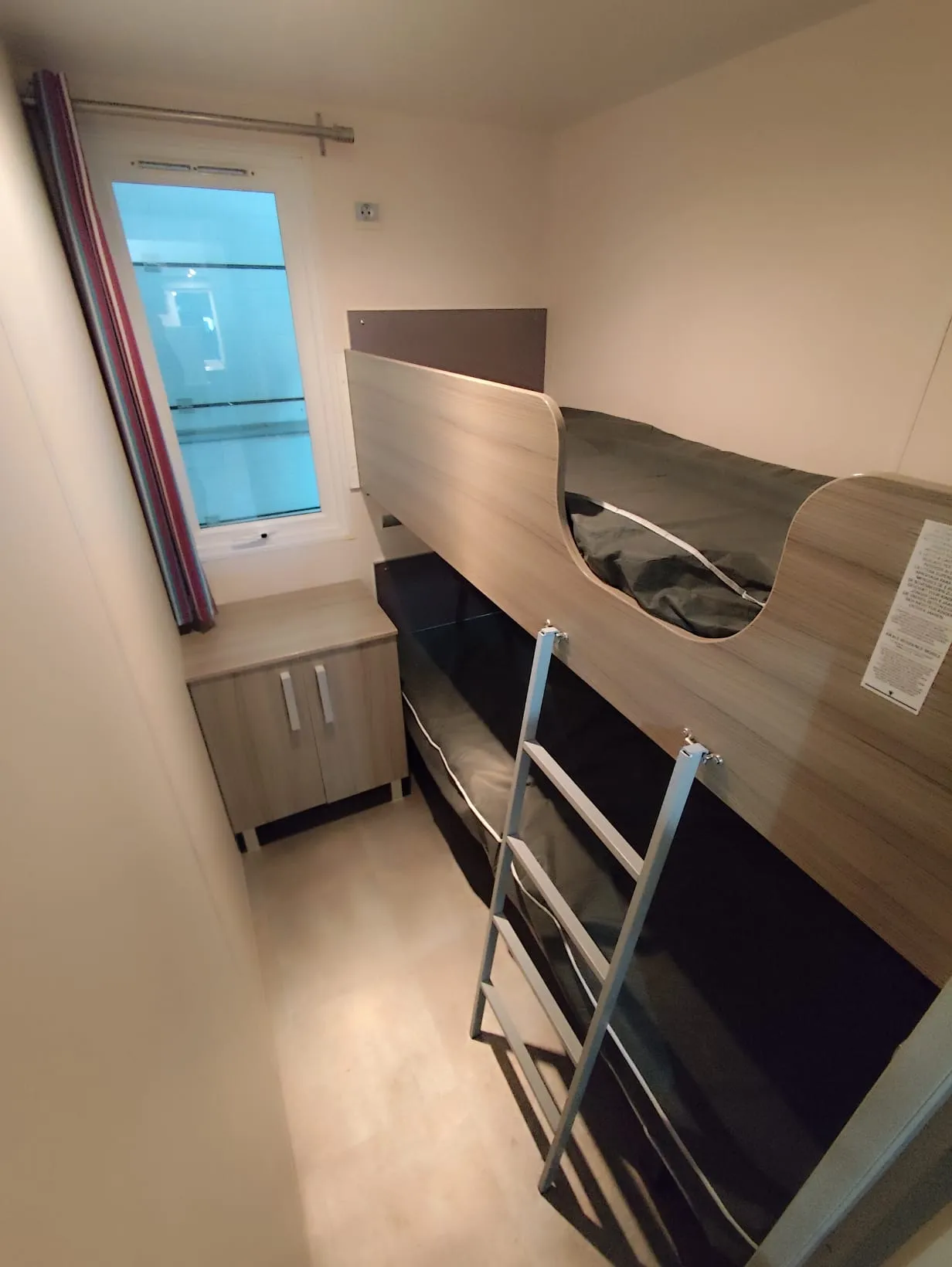 troisième chambre lits superposés mobil home 3 chambres mobil home baie vitrée mobil home irm mobil home occasion msmh mobil home livraison gratuite mobil home révisé