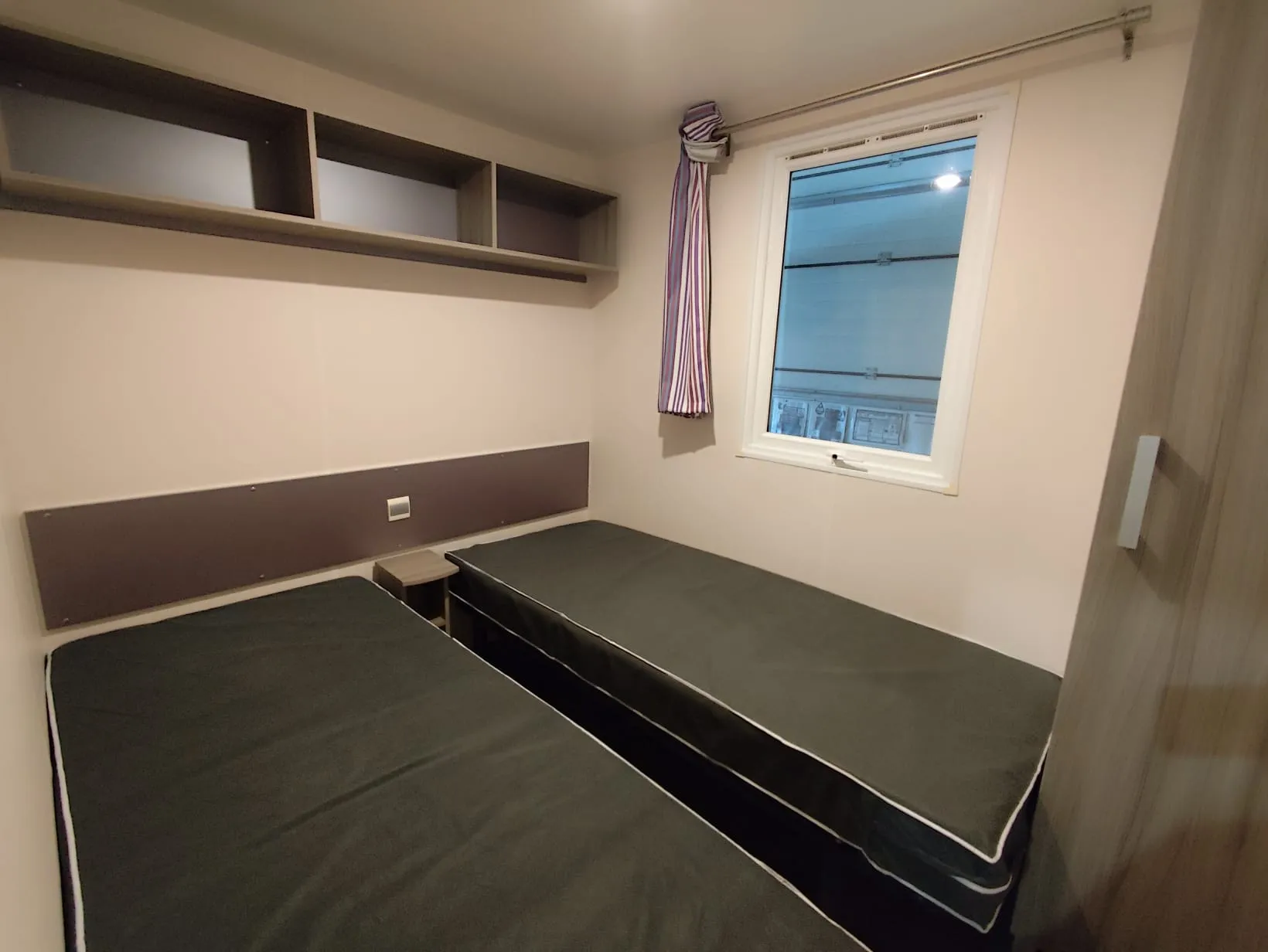 deuxième chambre lits individuels mobil home 3 chambres mobil home baie vitrée mobil home irm mobil home occasion msmh mobil home livraison gratuite mobil home révisé