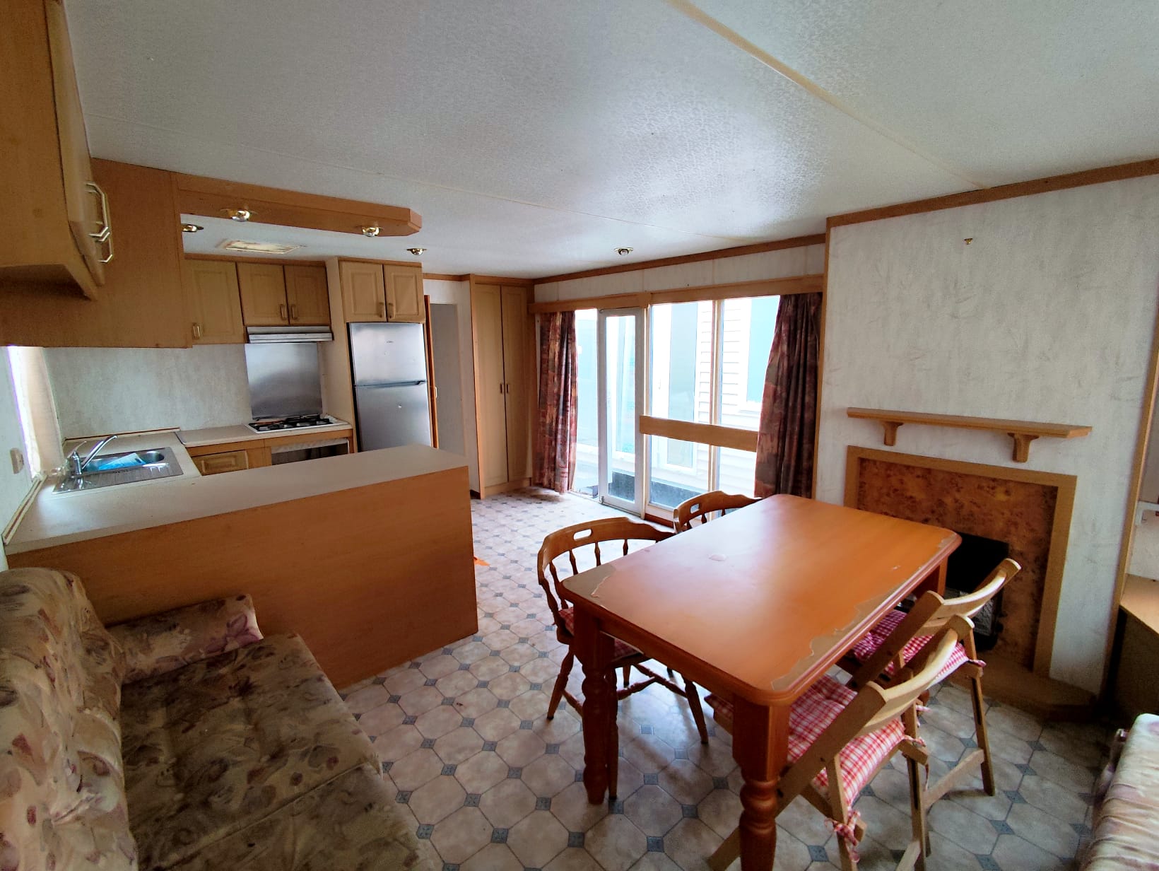 coin salon coin repas baie vitrée mobil home willerby mobil home panoramique mobil home petit prix mobil home occasion mobil home rénové mobil home révisé msmh mobil home livraison gratuite