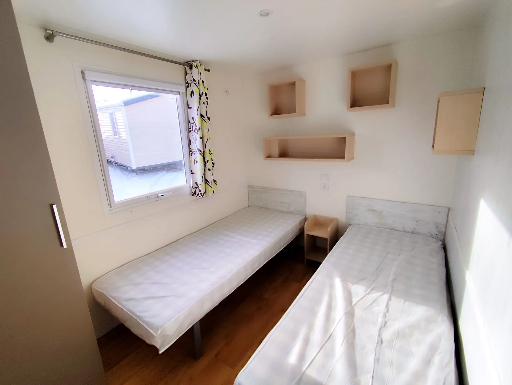 troisième chambre deux lits individuels mobil home louisiane mobil home occasion mobil home révisé mobil home rénové msmh mobil home livraison gratuite mobil home 3 chambres