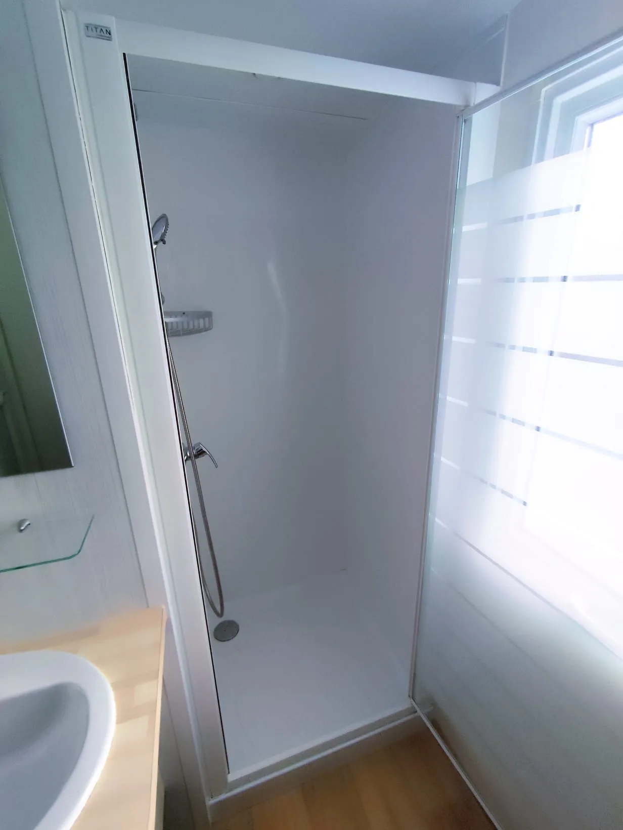 cabine de douche mobil home louisiane mobil home occasion mobil home révisé mobil home rénové msmh mobil home livraison gratuite mobil home 3 chambres