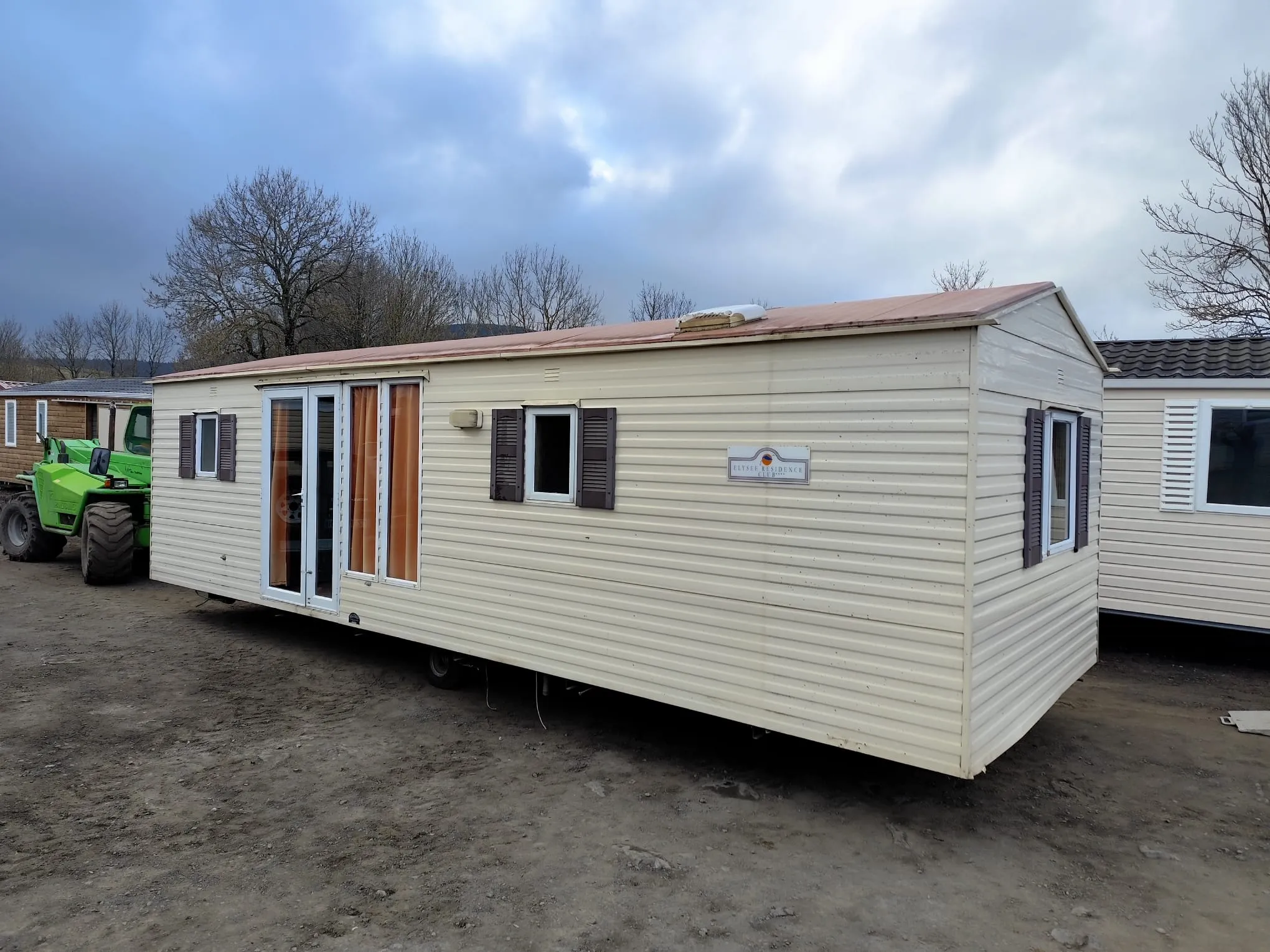 façade mobil home 3m mobil home willerby mobil home petit prix mobil home rénové mobil home occasion mobil home révisé msmh mobil home livraison gratuite