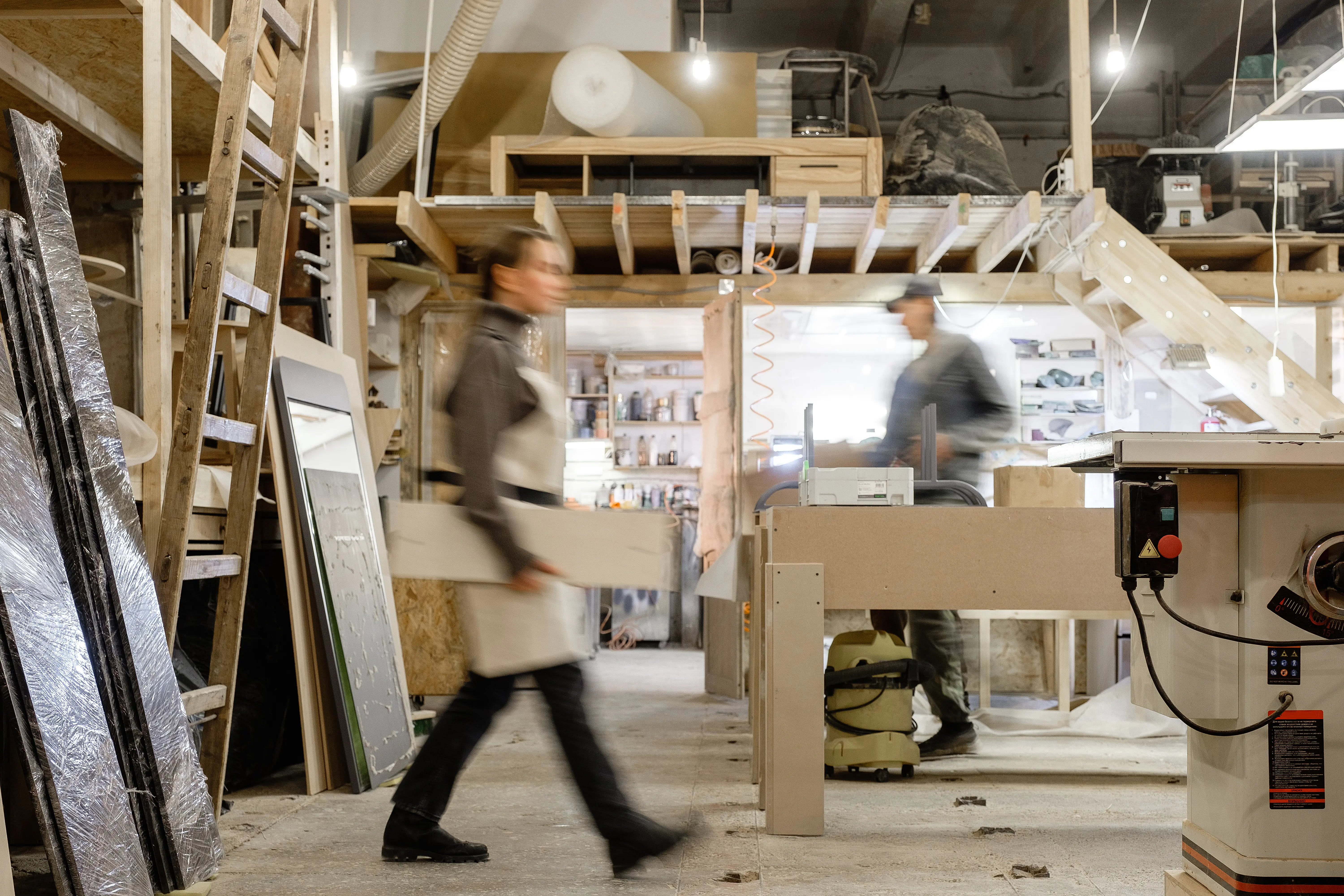Möbelhaus & Schreinerei Müller nutzt fonio für fokussiertes Arbeiten und saubere Prozesse.