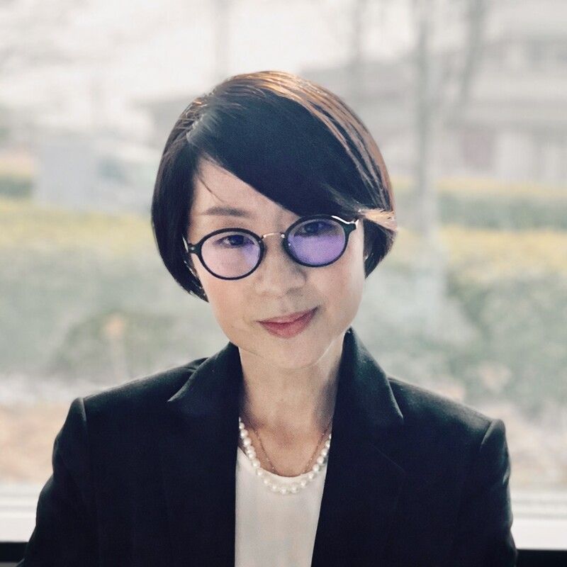 山田綾子（LOOK Global Online）