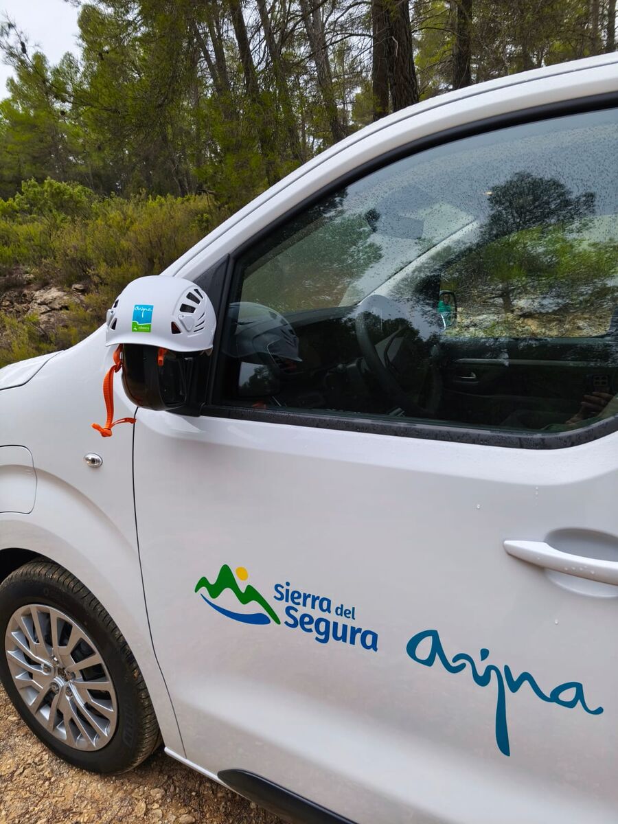 Vehículo eléctrico usado durante las visitas