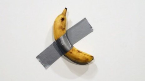 © Maurizio Cattelan