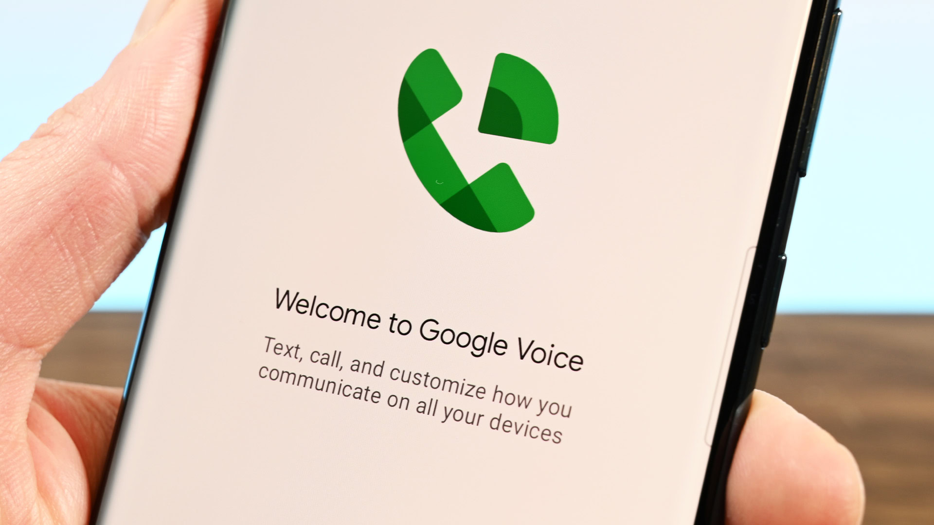 Learn how to make Google Voice HIPAA compliant in minutes. Follow our guide to signing a BAA, choosing the right plan, and securing patient data.