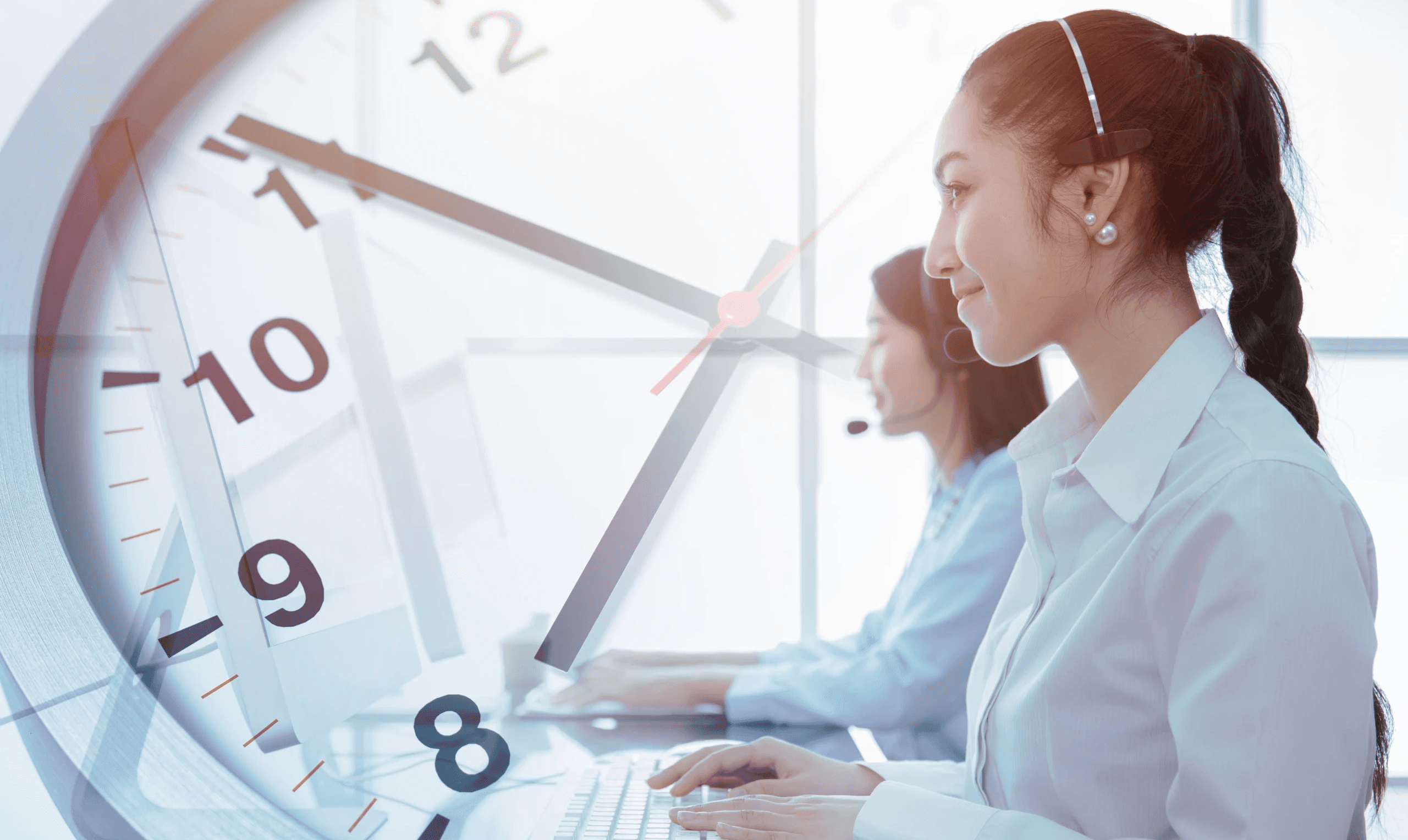 Customer support agent managing time -  Average Handle Time Call Center Metrics