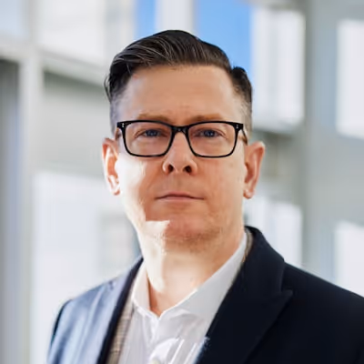 persona profile portrait image