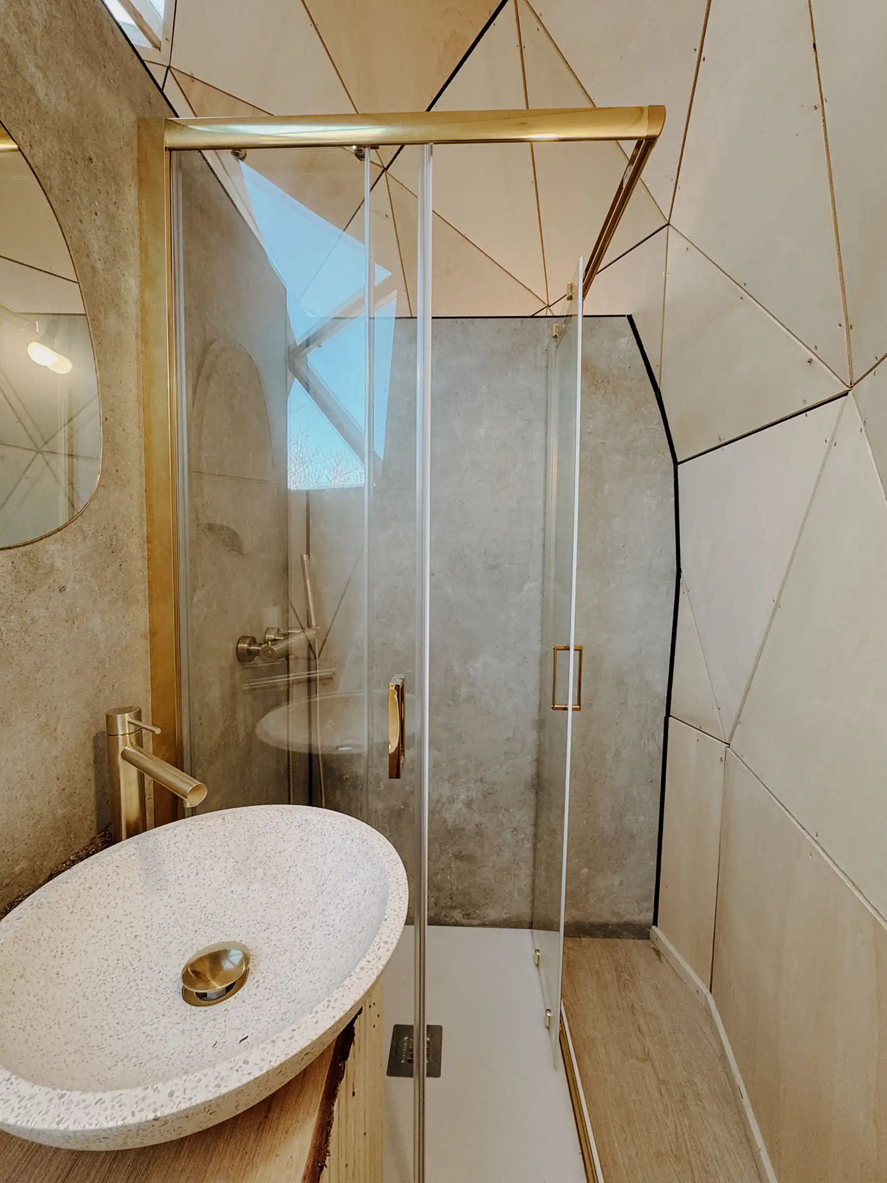 Douche moderne Ecolodge Magalas