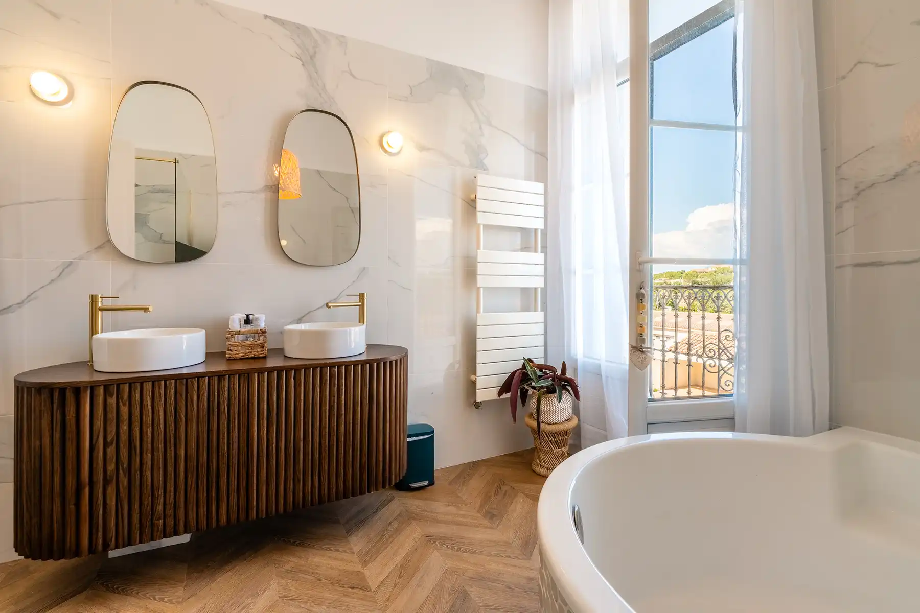 Salle de Bain Maison de Maître Cœur Cristal Magalas