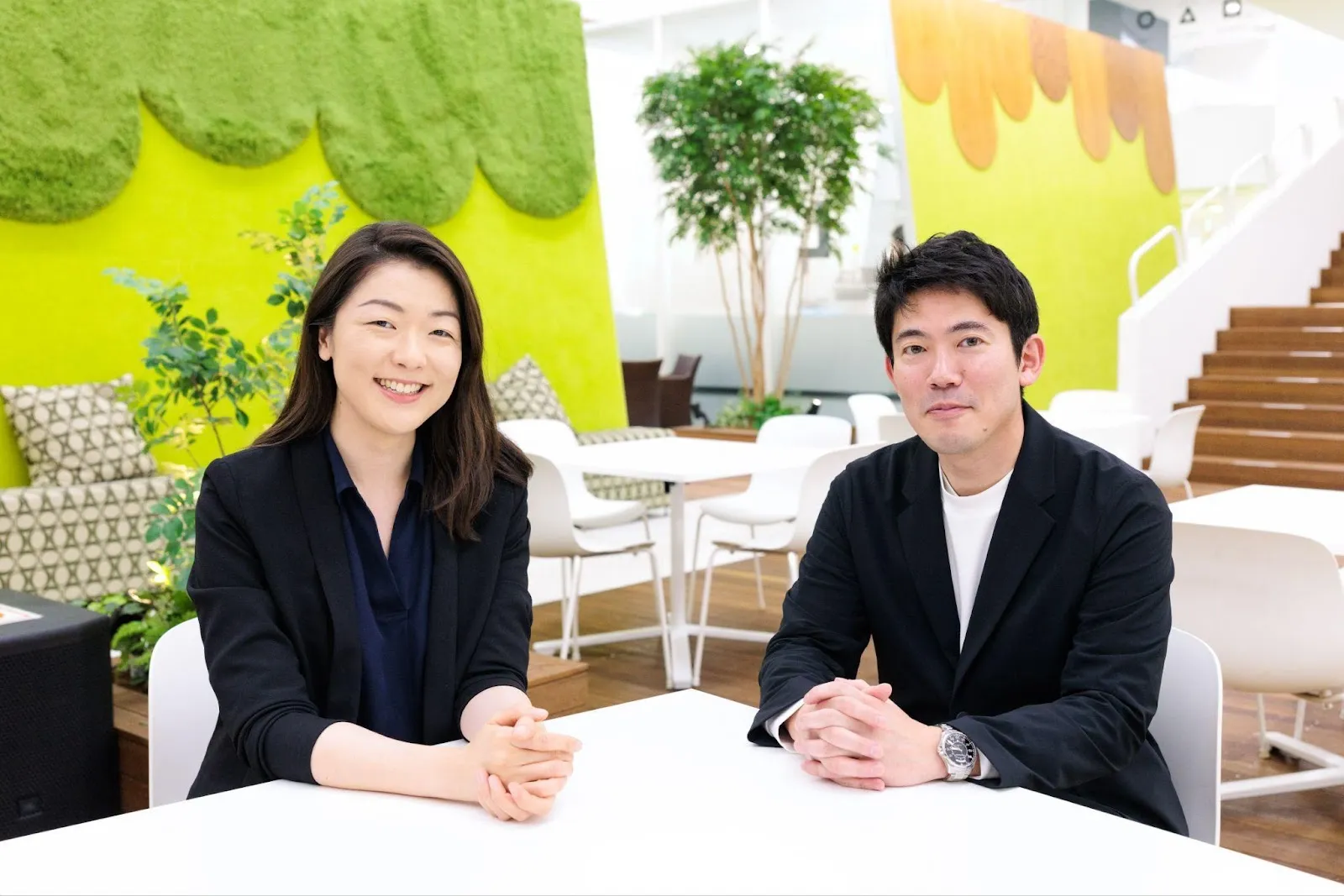 mentoの管理職コーチ導入企業 株式会社TBWA HAKUHODOの 人事局 二階晋平さんと礒原理子さん