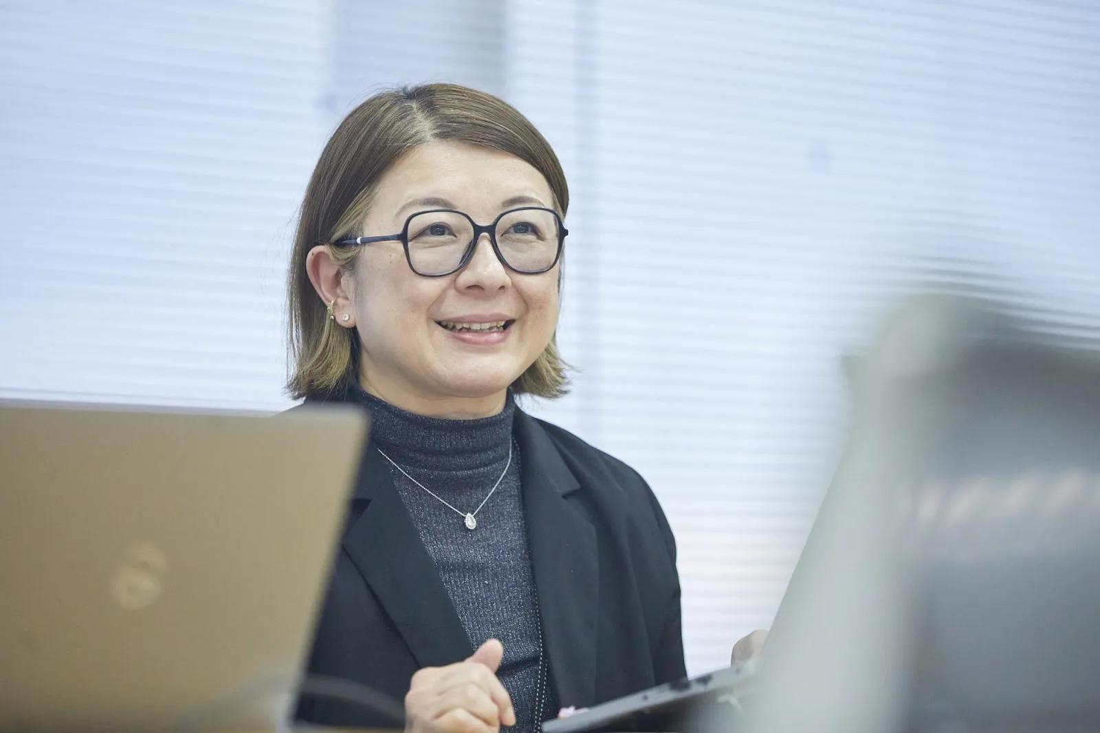 mentoのエグゼクティブコーチングの導入を決めた株式会社電通コーポレートワンの人事オフィス 外山麻衣さん