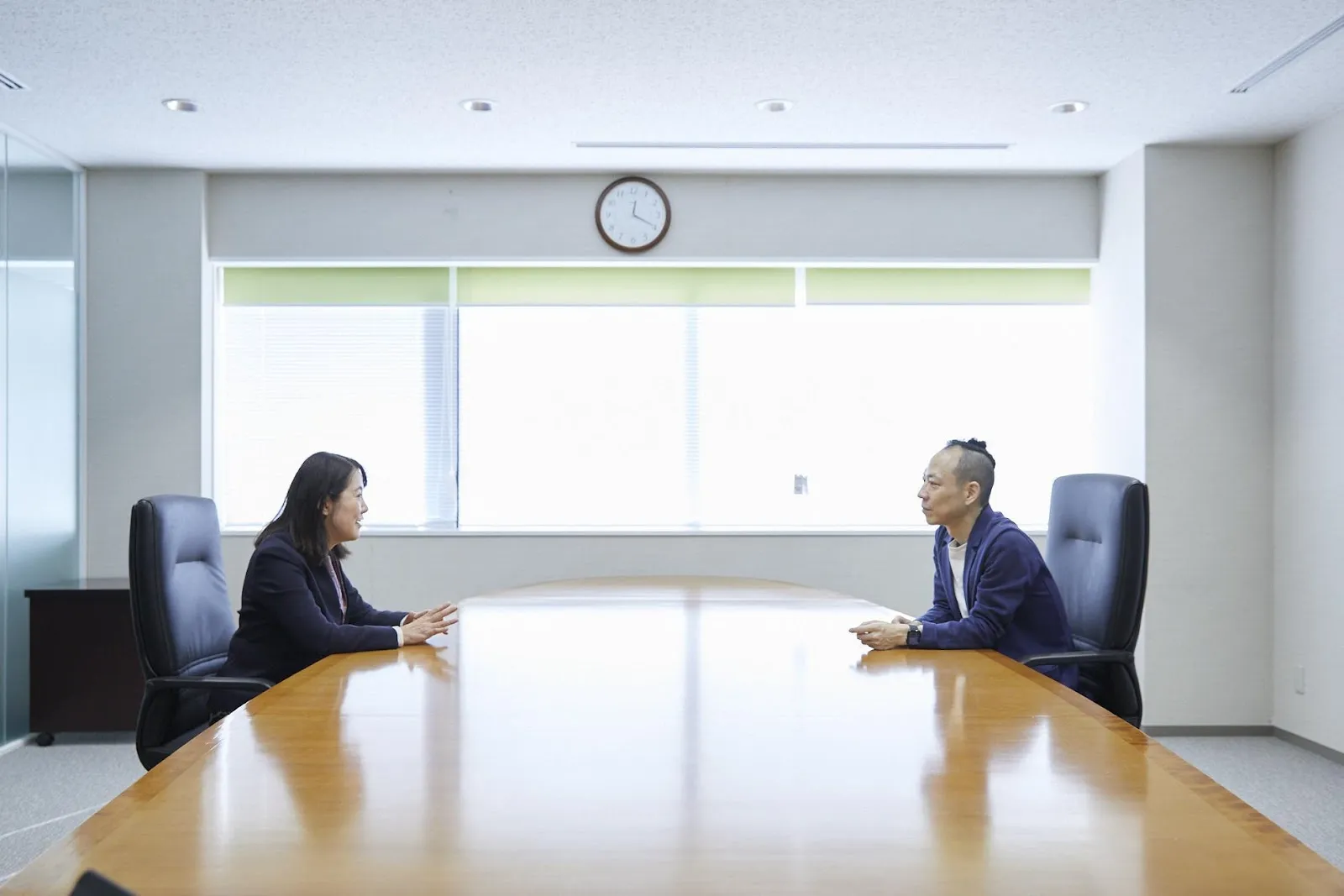パナソニック オートモーティブシステムズ株式会社 栃谷恵里子さんとmento登録コーチ浅井宗裕さんの対談風景