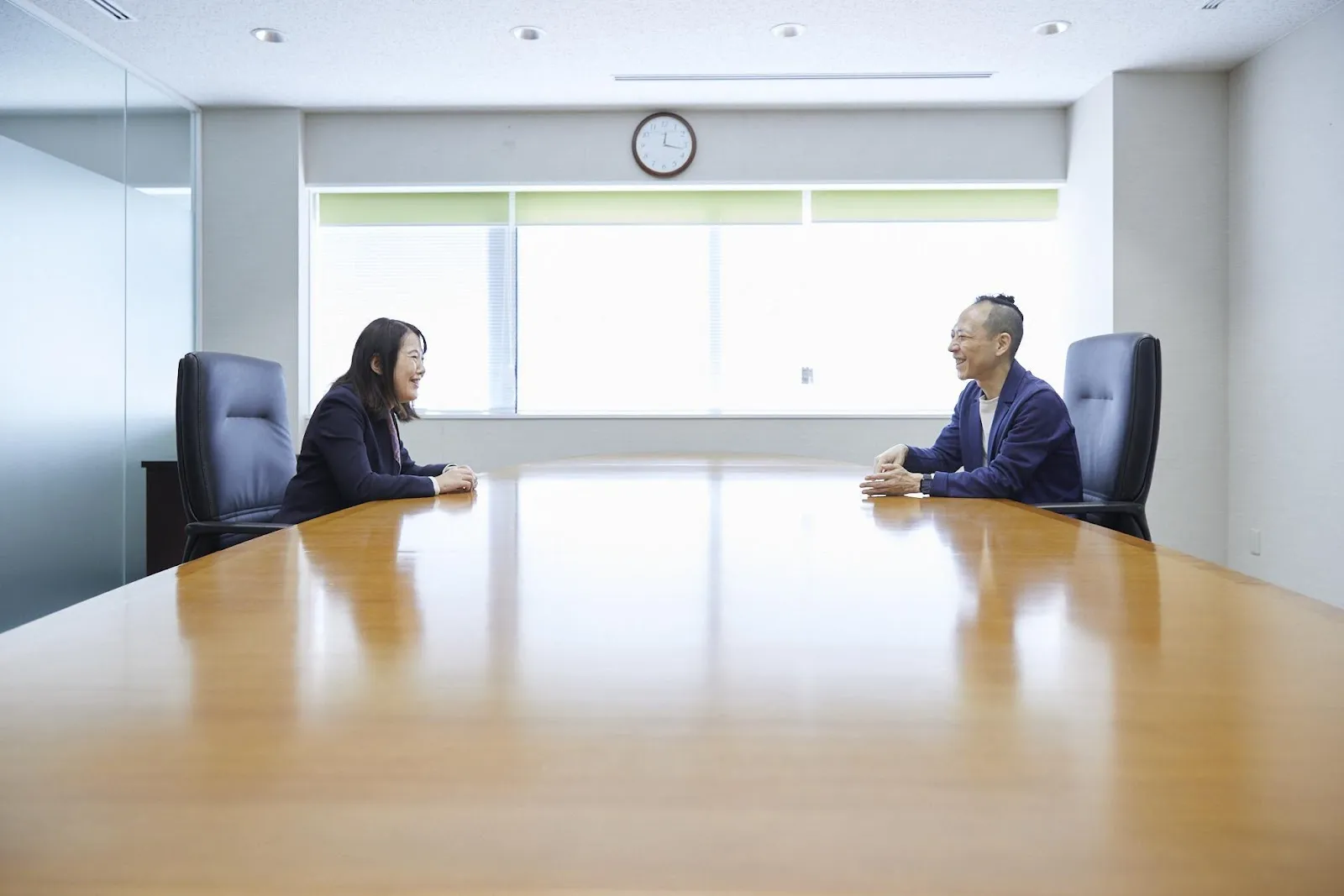 パナソニック オートモーティブシステムズ株式会社 栃谷恵里子さんとmento登録コーチ浅井宗裕さんの対談風景