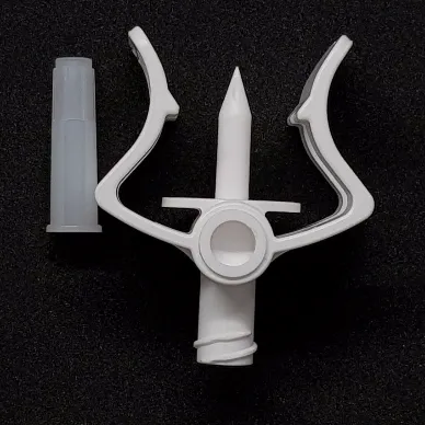 Vial adapter with vented for chemo drug preparation system