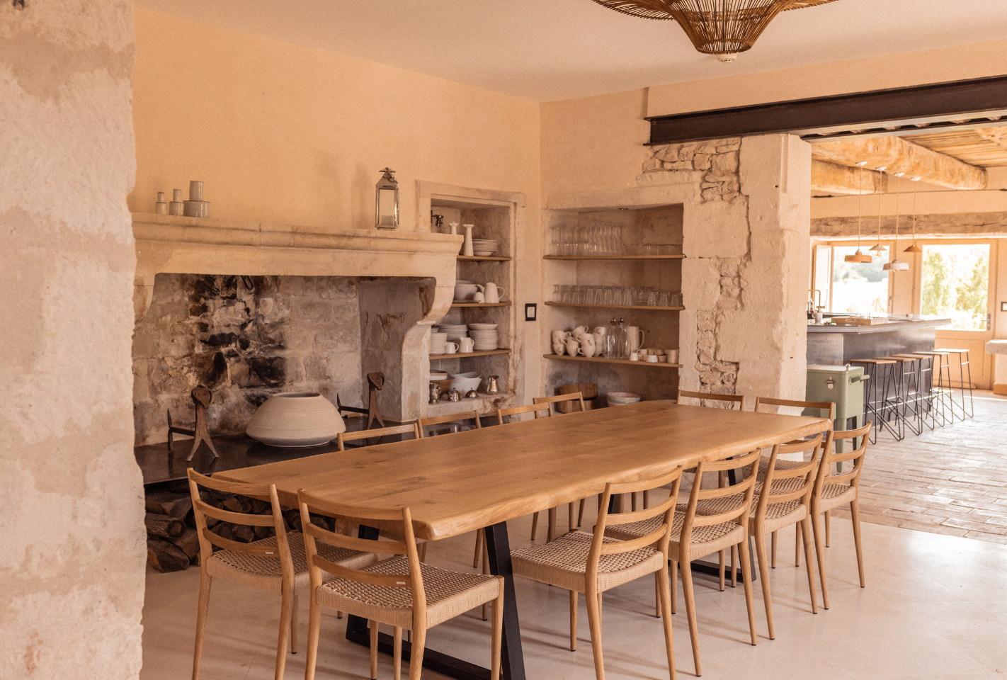 Chambre spacieuse et lumineuse dans un domaine en Provence, idéale pour un séjour détente ou un événement familial