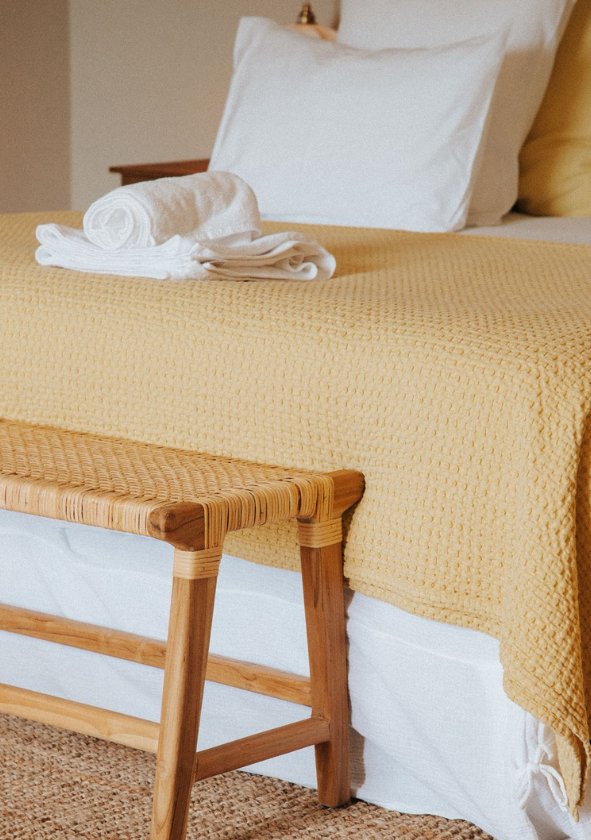 Chambre spacieuse pour accueillir les invités lors d’un anniversaire inoubliable