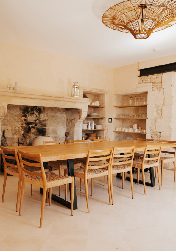 Spacious bathroom on an estate in the PACA region, perfect for a friendly cousinade