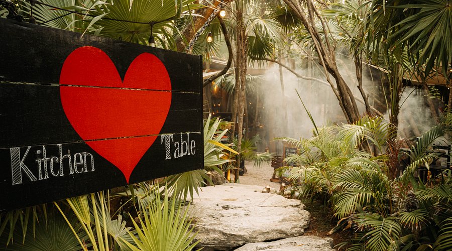 kitchen table tulum