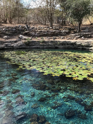 Cenote Xlacah