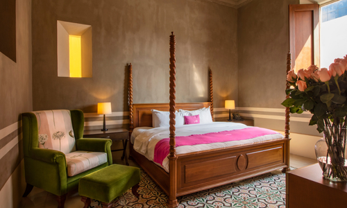 Rosas & Xocolate Boutique Hotel + Spa