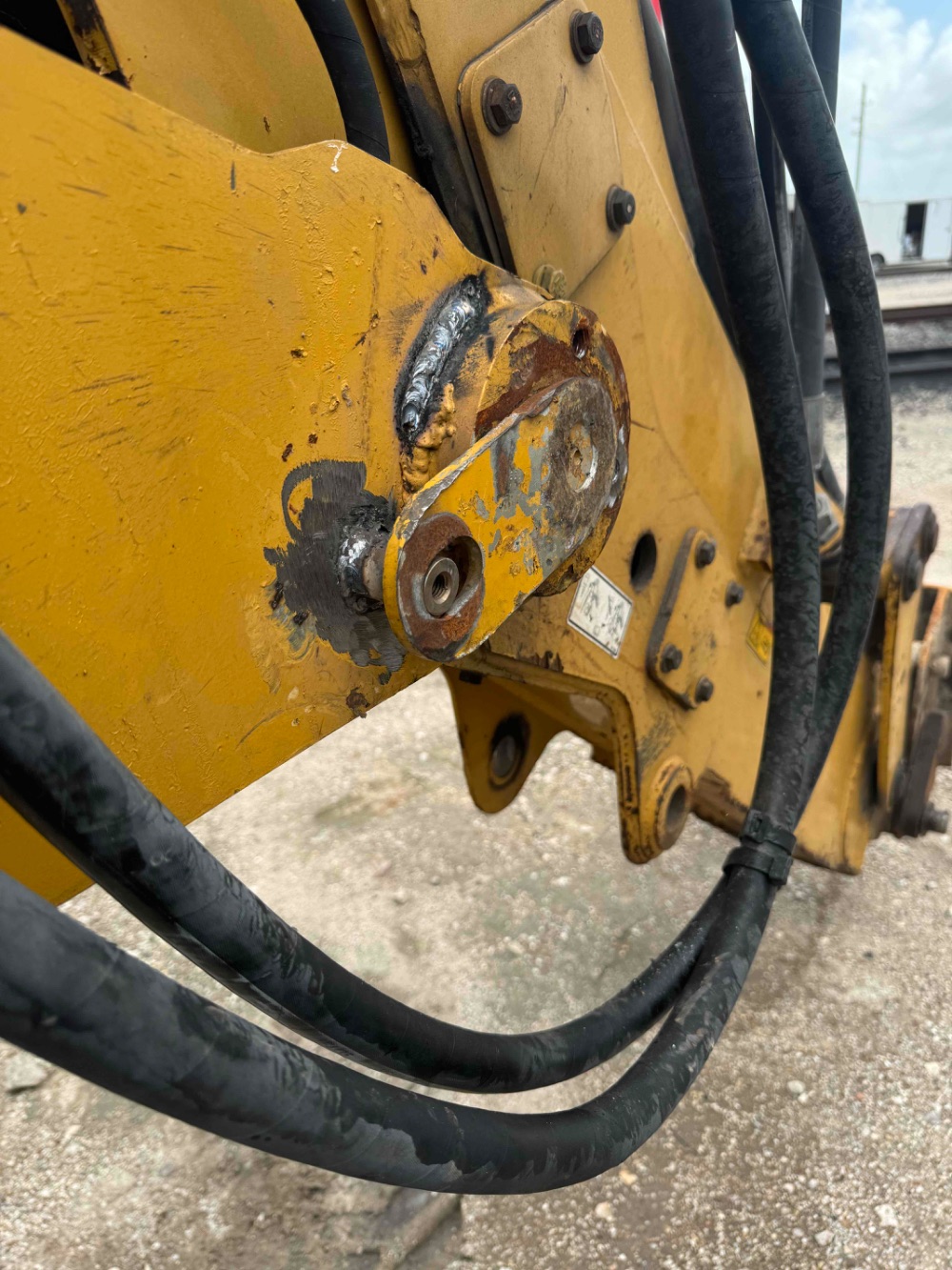 Heave technician field work 4