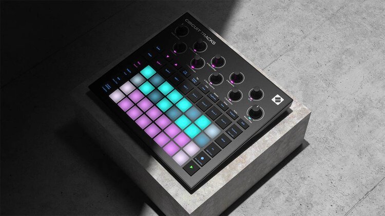 circuit tracks animation key frame