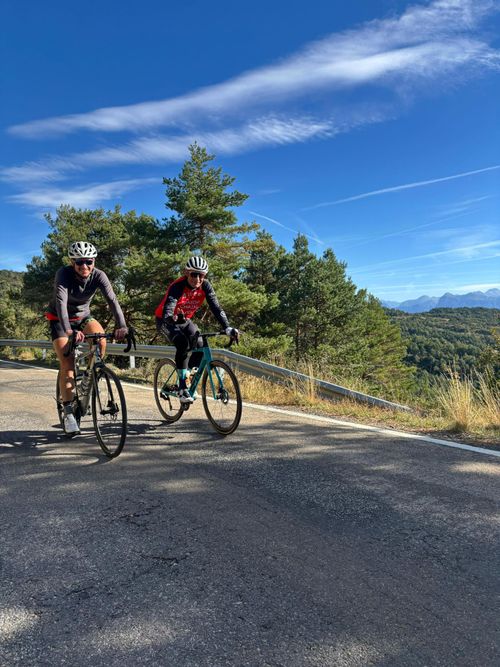 Spanish Pyrenees by bike, small passes of Catalonia, Aragon and Navarre