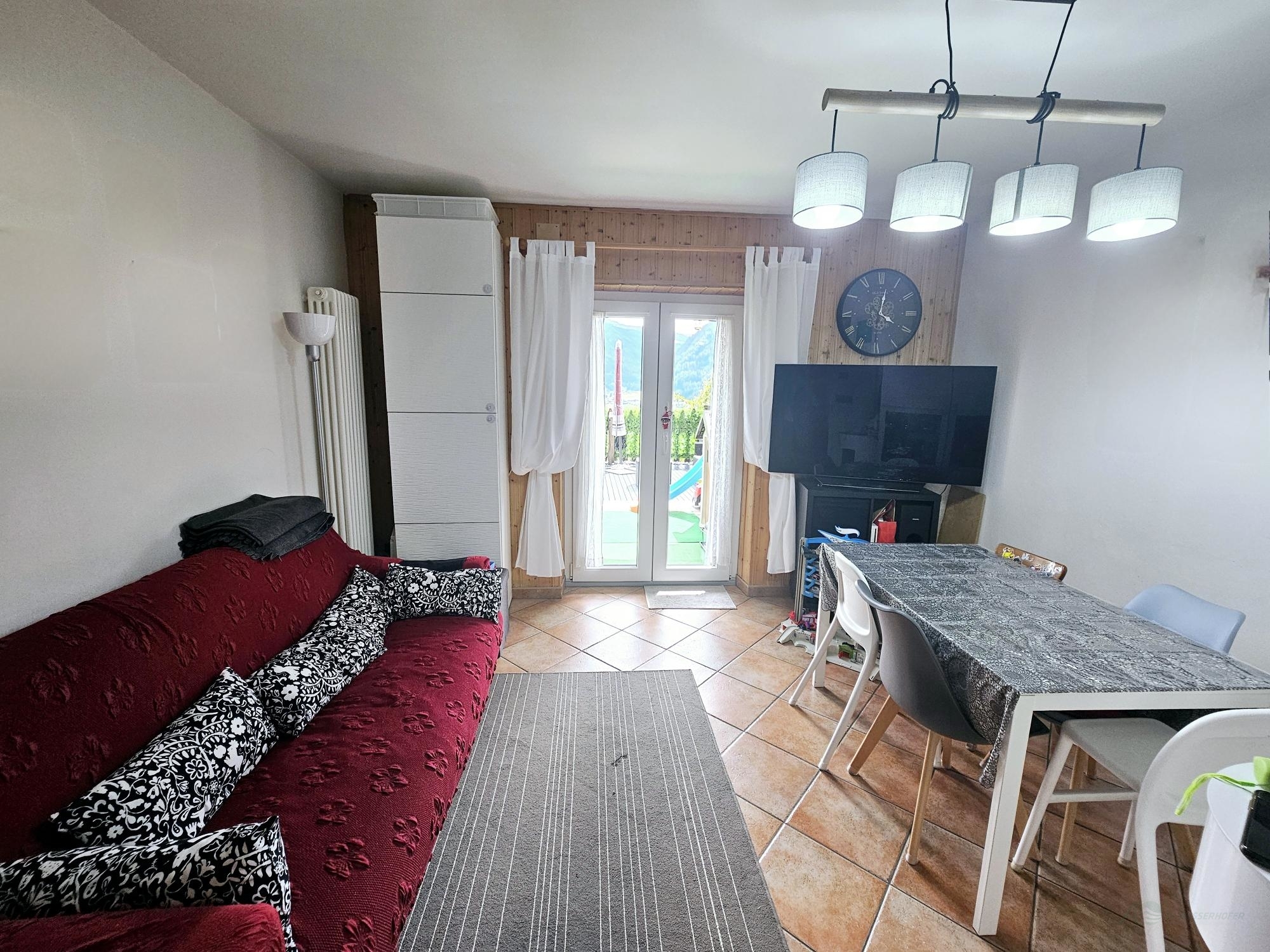 Dreistöckige Wohnung mit Panoramablick in Privathaus in Telfes