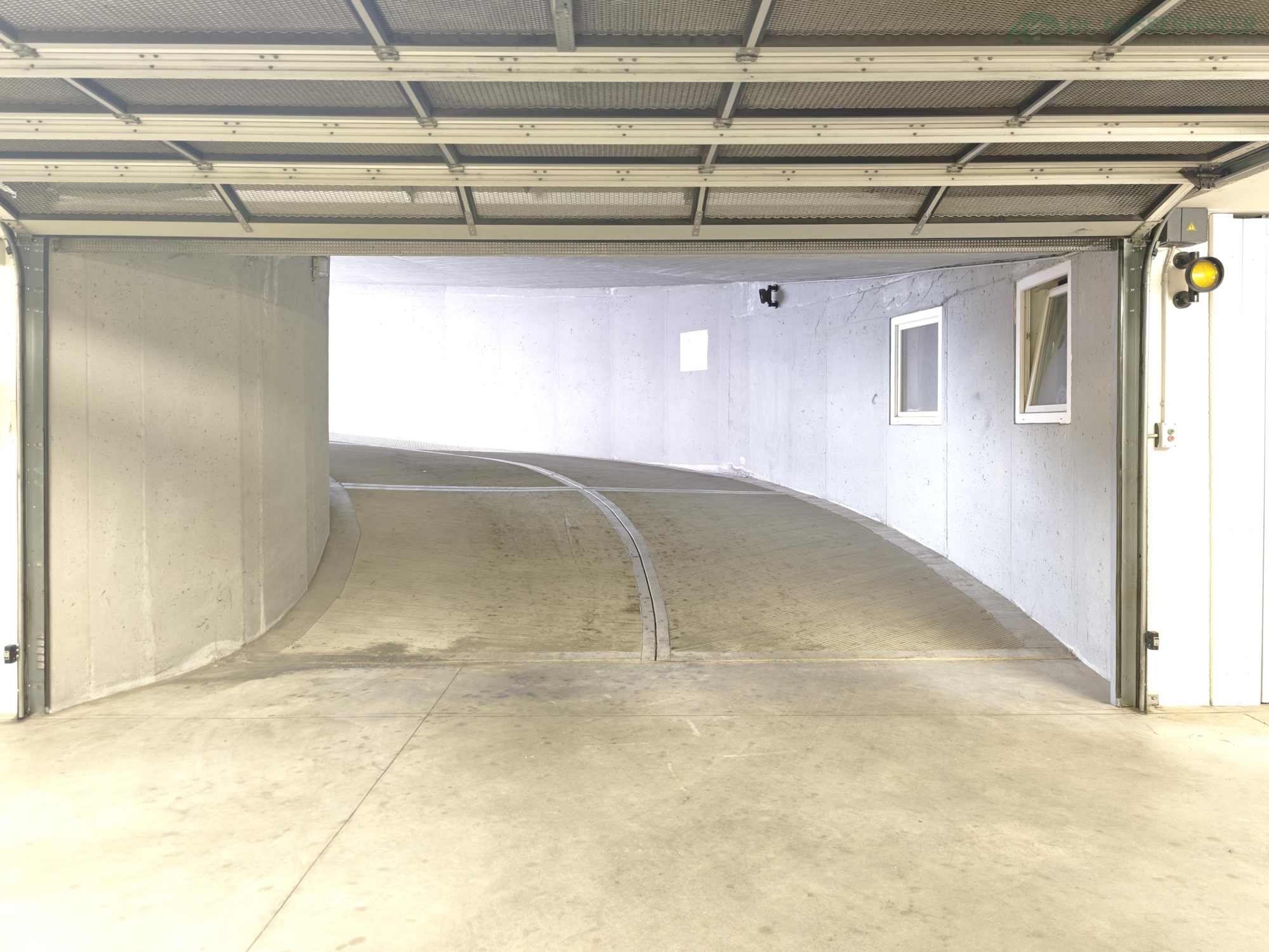 Zwei Garagen in Sterzing zu verkaufen – stabile Rendite, top Lage