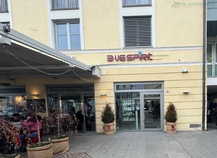 Attraktives Geschäftslokal am Gilmplatz in Bruneck zu vermieten
