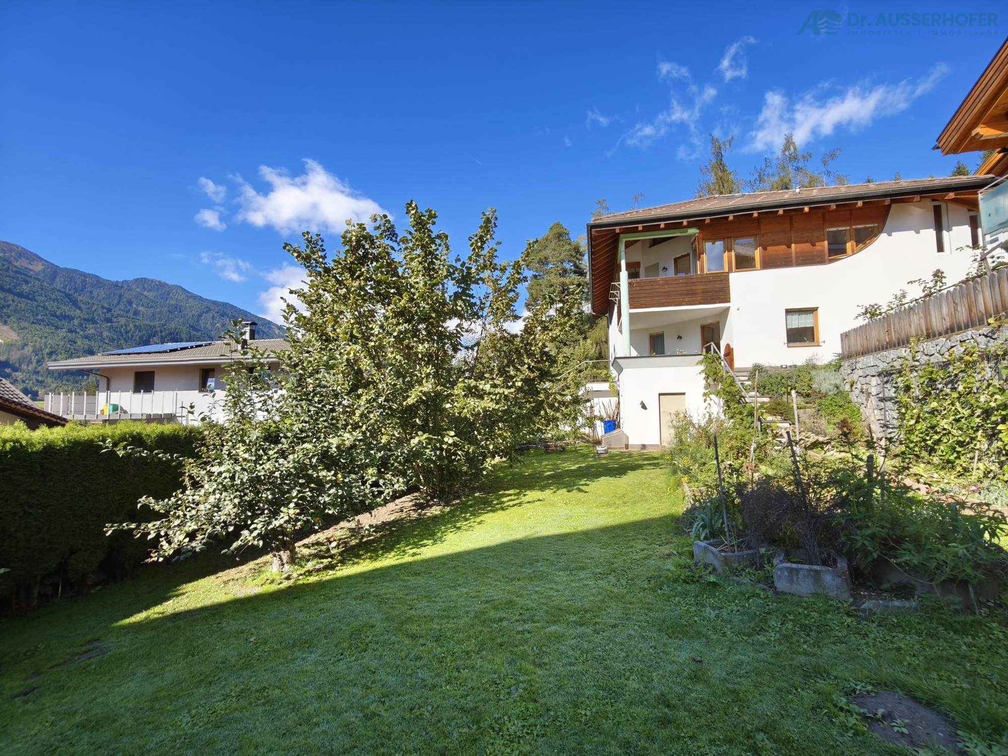 Freistehendes Haus in idyllischer Lage in Trens