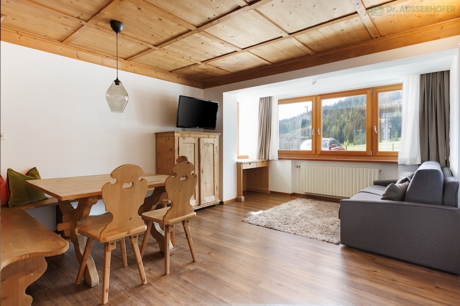 Luxuriöse  Zweizimmerwohnung in La Villa/Alta Badia im Erdgeschoss  – ideal als Ferienwohnung