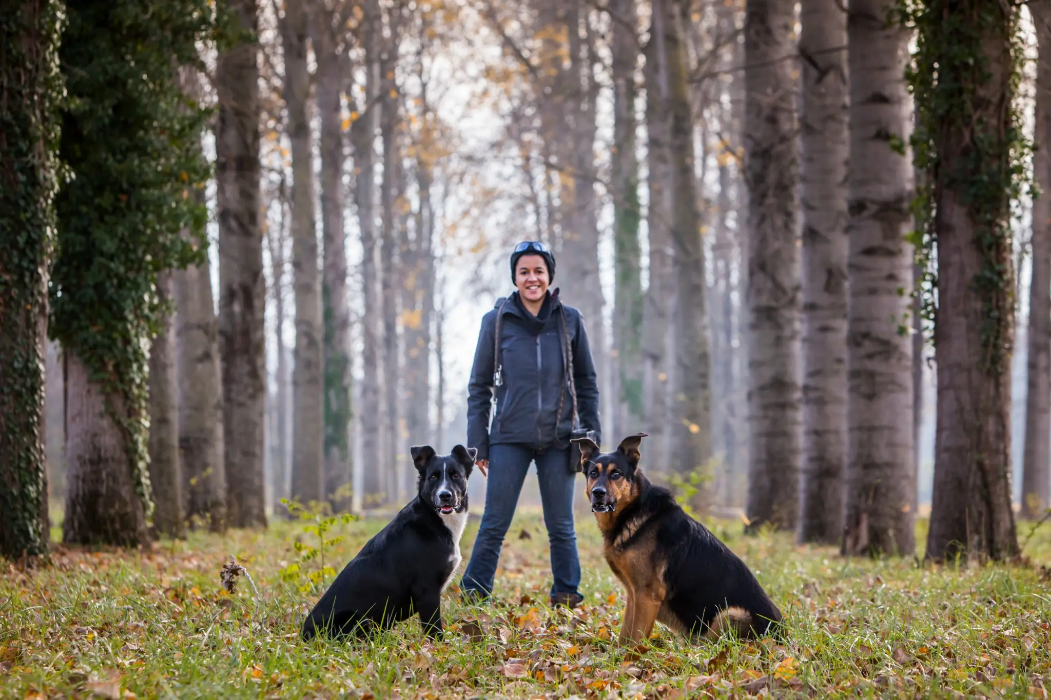 Melissa debout avec Maiko et Shogun
