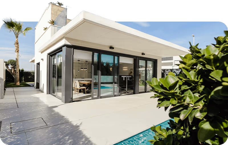 showing a luxury real estate in a warm climate