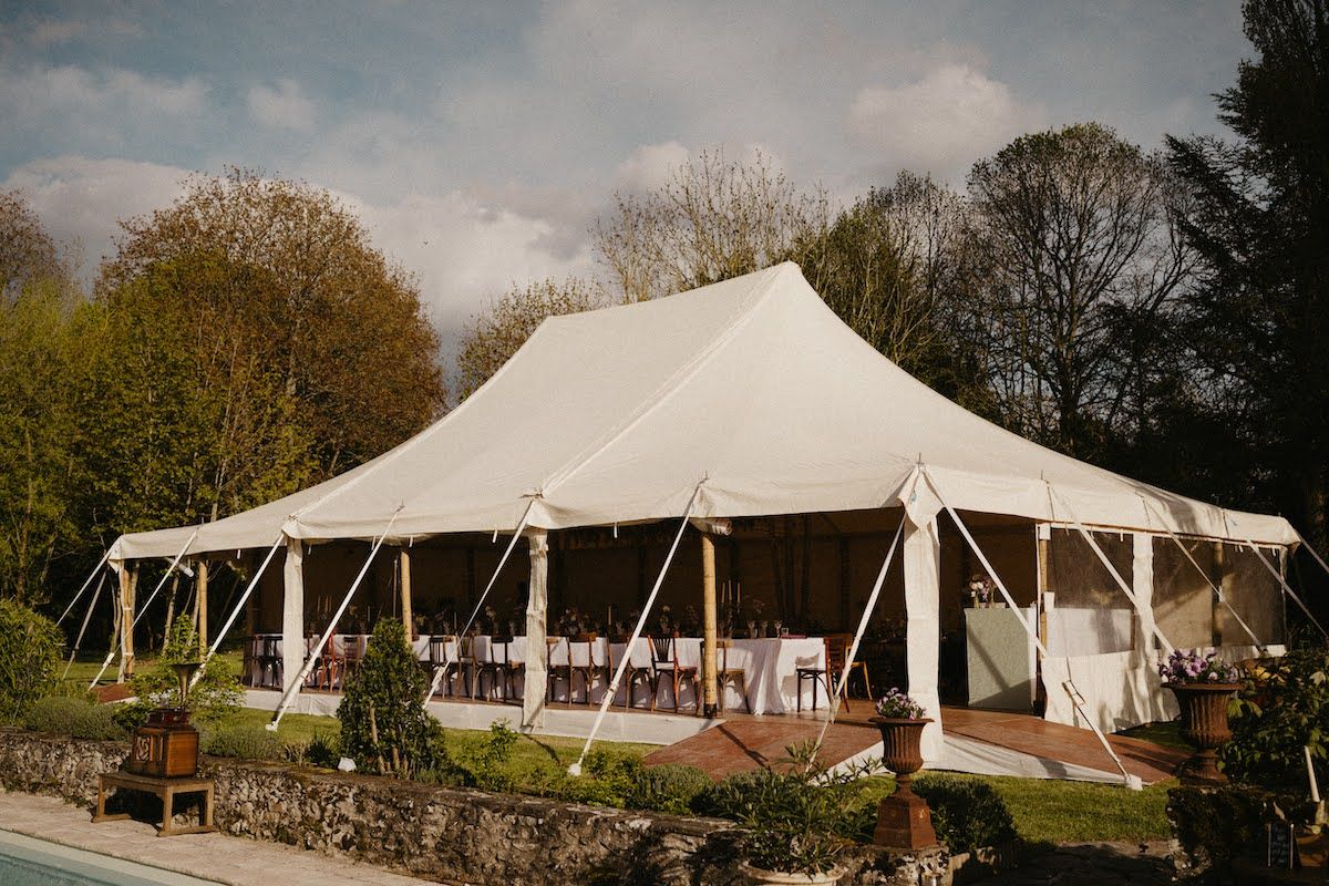 Mariage dans les Yvelines sous Chapiteau Bambou